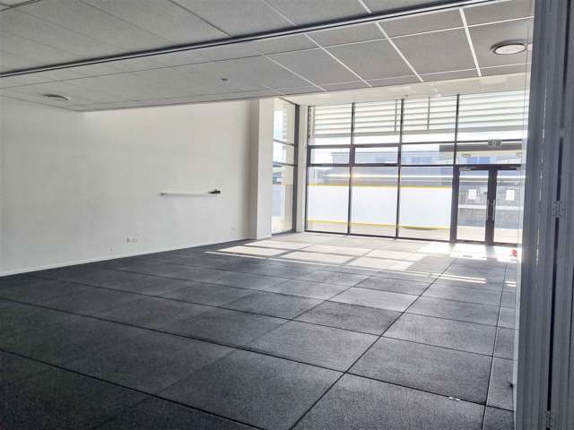 3/64 Arena Avenue Invercargill_1