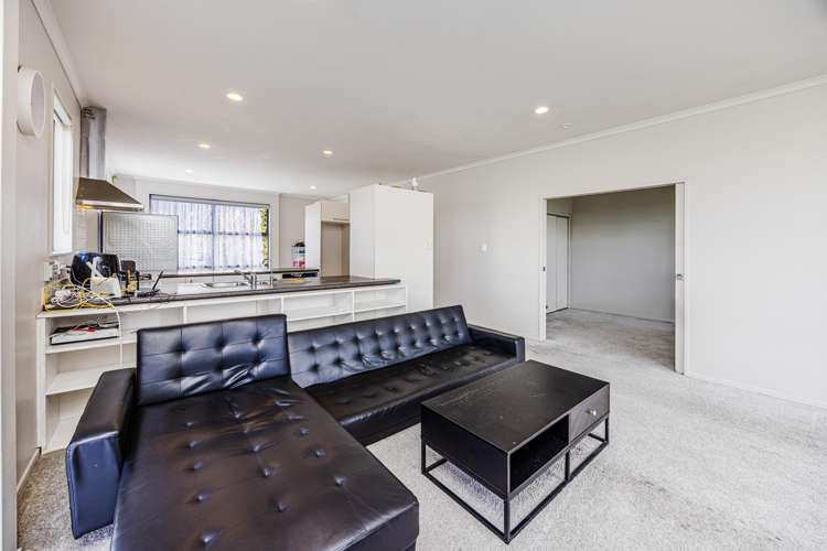 16 Figaro Crescent Takanini_3