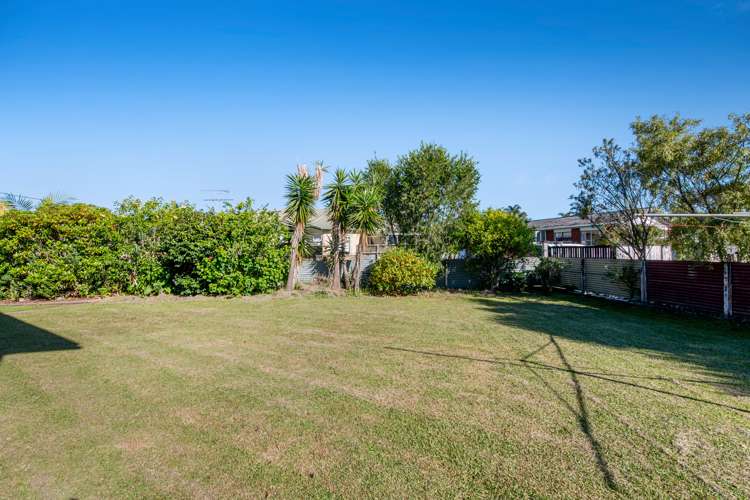 28 Doment Crescent Orewa_12