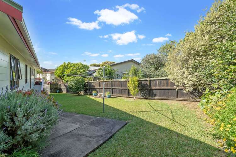24 Marendellas Drive Bucklands Beach_12