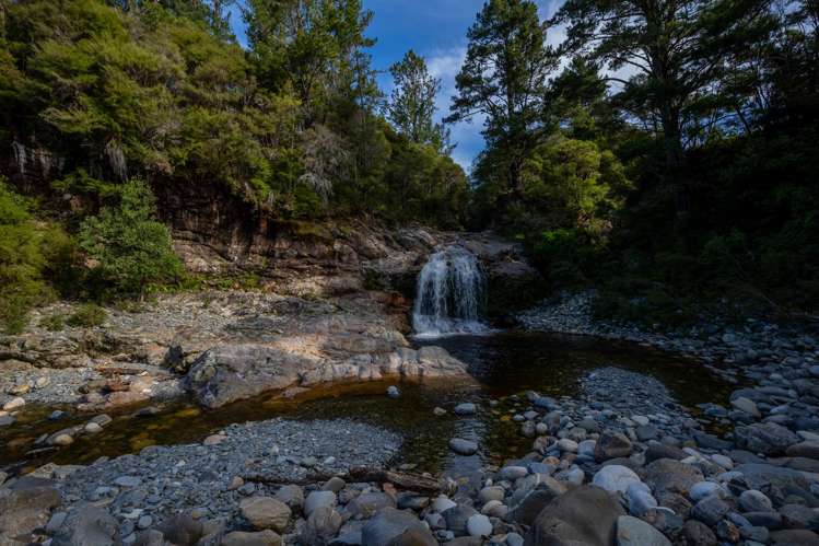 153 Quartz Range Road Bainham_30