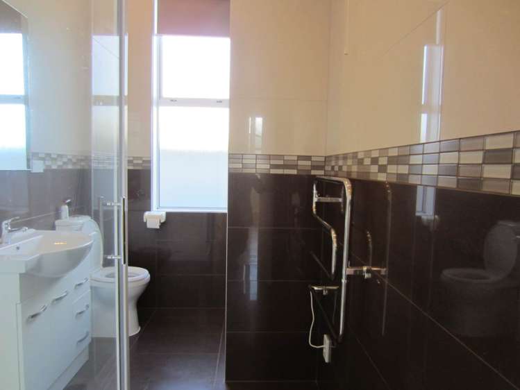 2/29 Kings Road Panmure_6