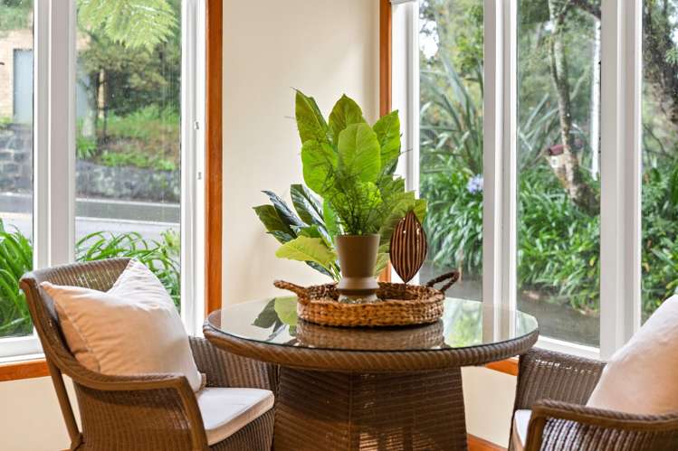 222 Godley Road Titirangi_6