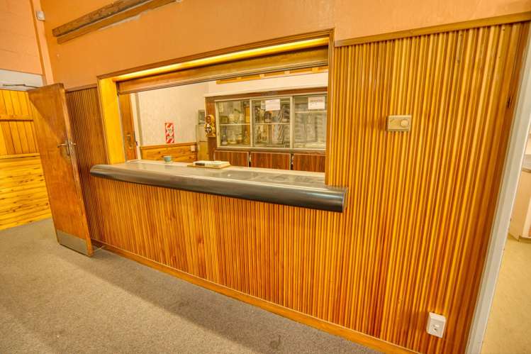 17 Gresson Street Greymouth_21