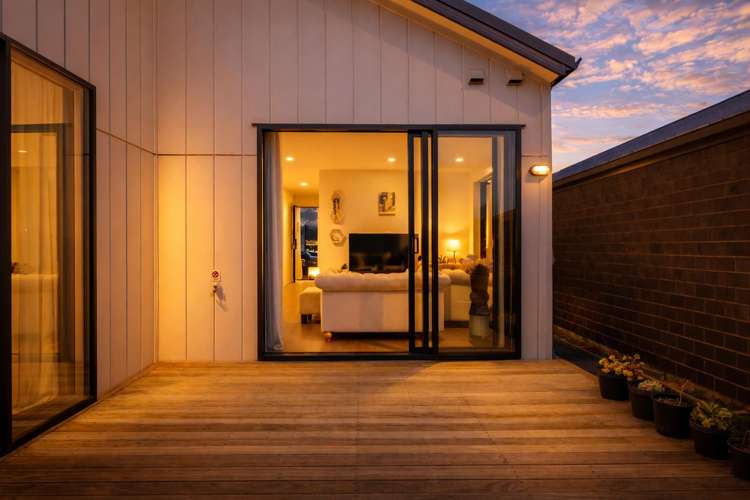 14 Horokaka Street_3