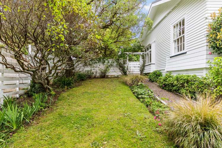 16 Newcombe Crescent Karori_5