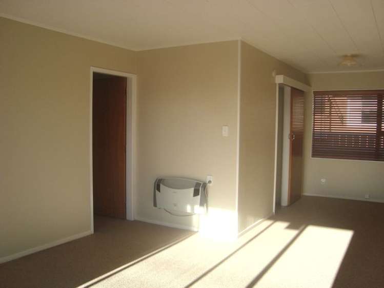 2/136 Nayland Road 10816_1