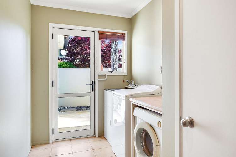 8 Te Puroa Place Huntington_13