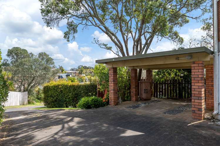 9 Castleton Drive Howick_18