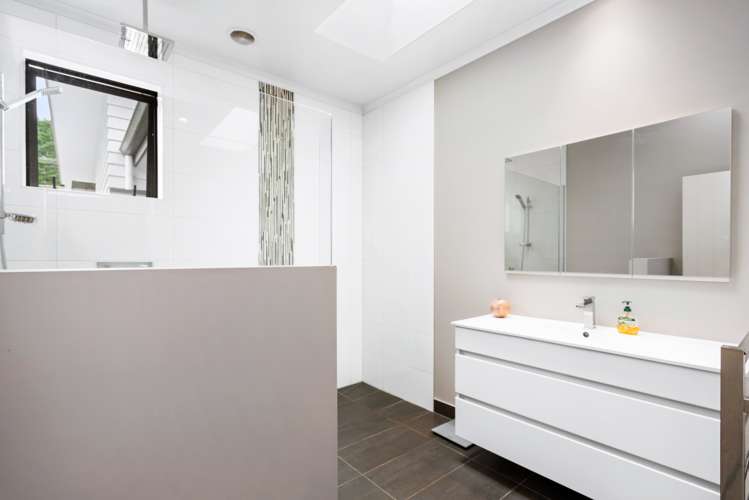 17 Woodward Road Maungatapere_11