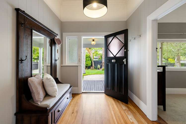 13 Saint Winifreds Avenue Hamilton East_5