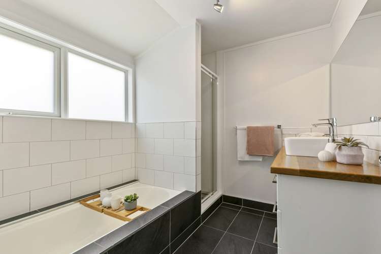 6 Cambrian Street Churton Park_11