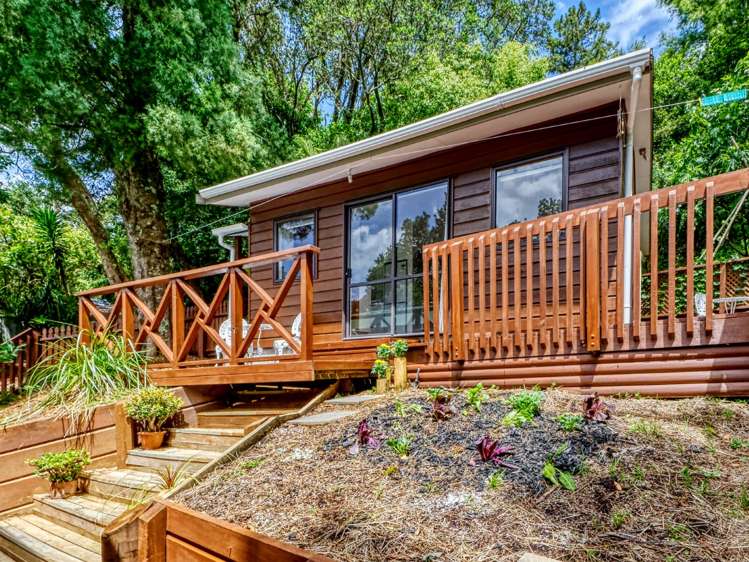 130 Victory Road Laingholm_16