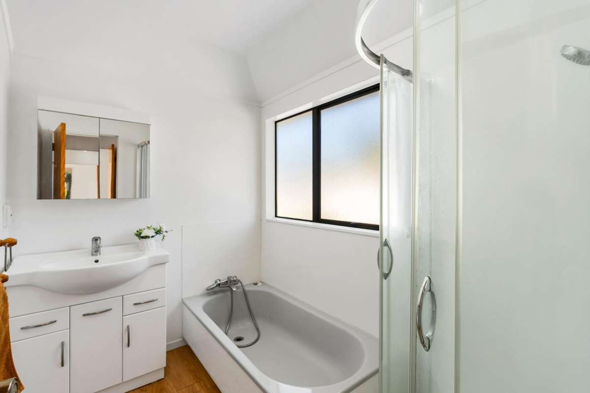 2/491 Glenfield Road_5