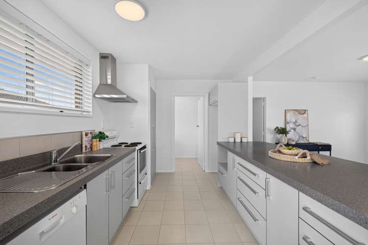 40 Oakley Crescent Hornby_9