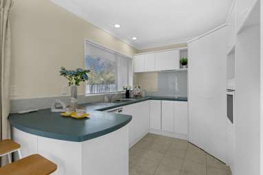 17 Menen Place_1