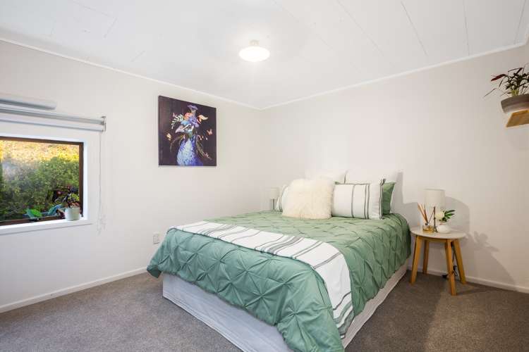 94 Lord Street Stokes Valley_16