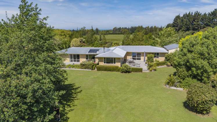 43 Bruces Road Sefton_37