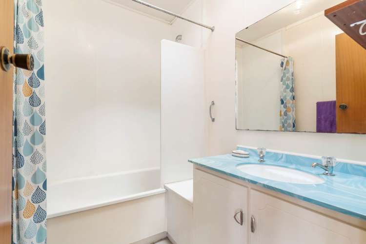 1/30 Amaru Road One Tree Hill_13