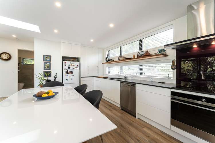 30 Tasman View Road Bethells Beach_6