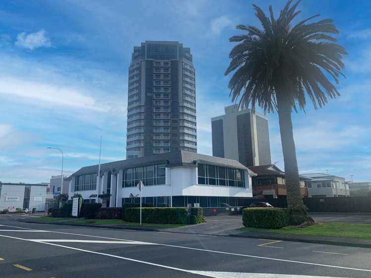 2D Burns Avenue Takapuna_3