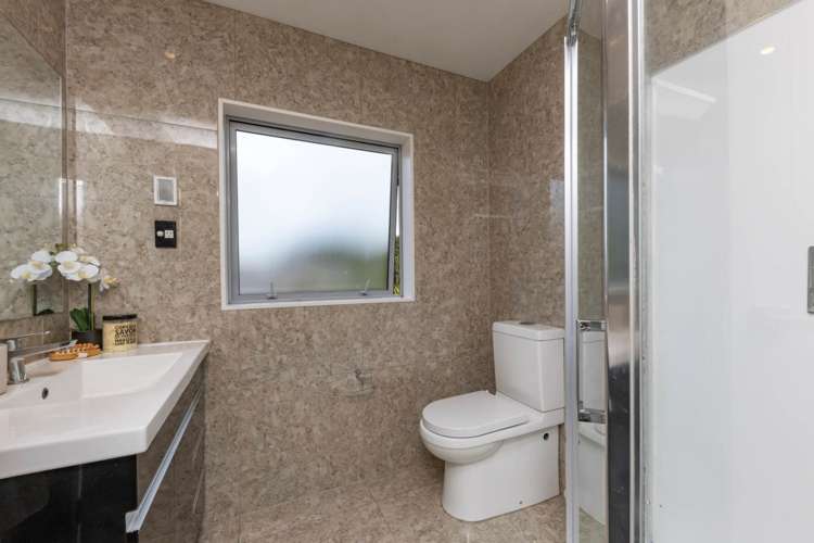 19 Mccahon Place Titirangi_15