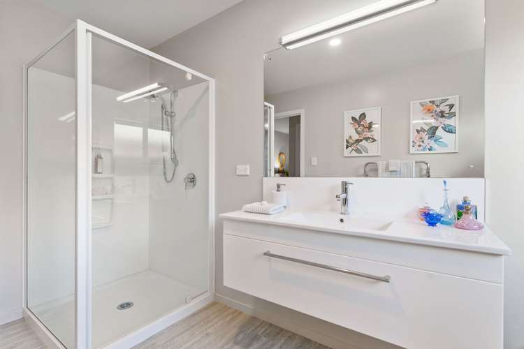 27 Armstrong Avenue Carterton_19