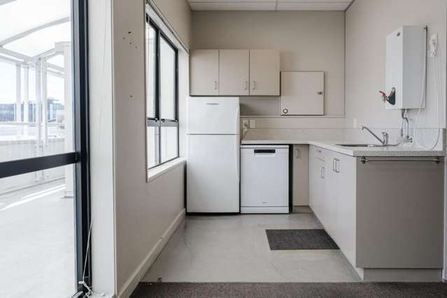 Tenancy C/95 Devonport Road Tauranga Central_4