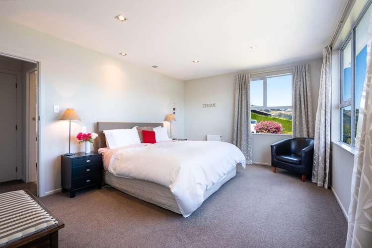 36 Bayne Terrace Macandrew Bay_11