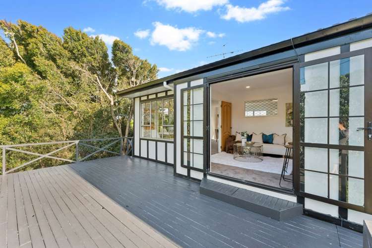 30 Hoskins Avenue Hillsborough_17