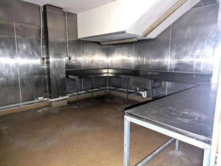 Part Level 1 and 2/187 Victoria Street Te Aro_5