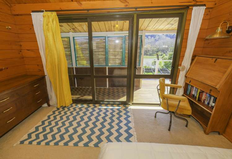 23 Riverbank Road Okoia_16