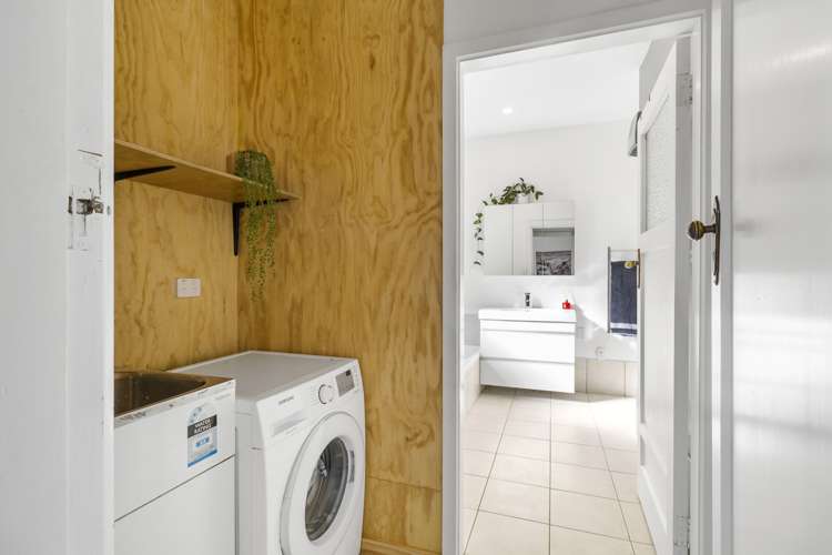 6 Hertnon Street West End_20