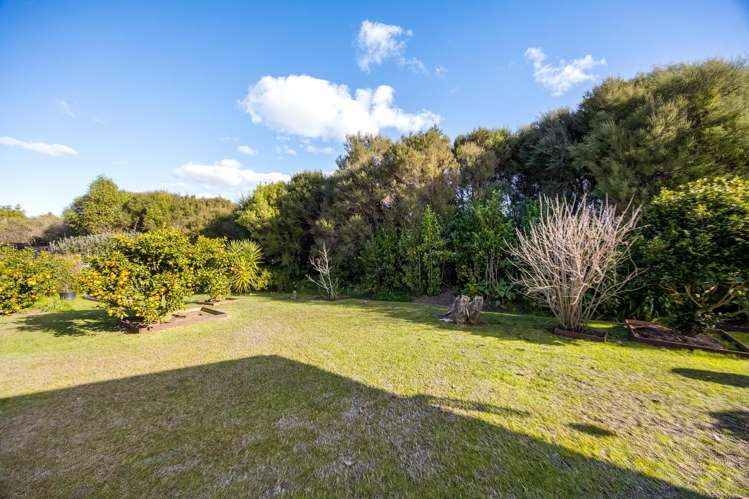 3 Albatross Road Red Beach_19