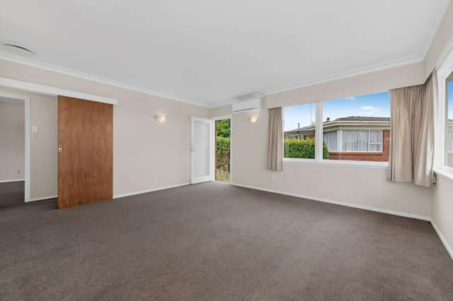 1/16 Portadown Avenue Pakuranga Heights_2