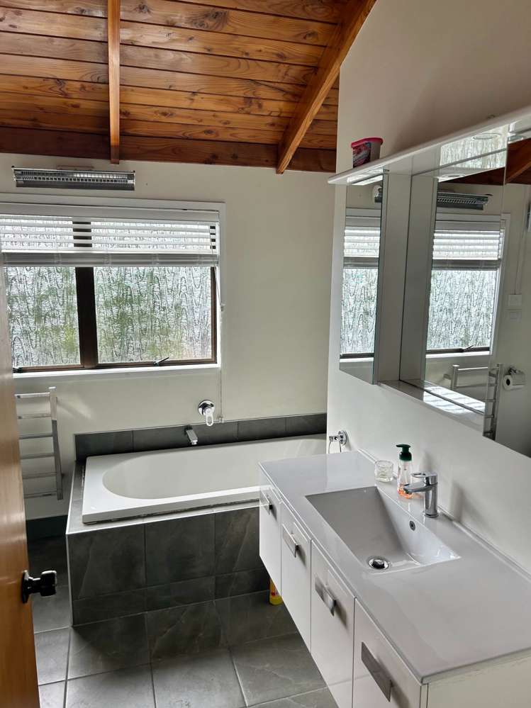 34 Kennedy Road Dairy Flat_24