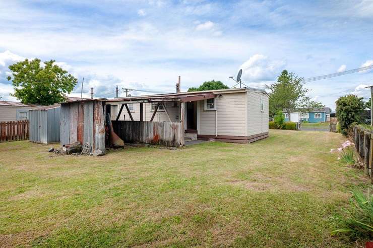 A comfy two-bedroom home at 41 Rangatira Drive, in Mangakino, Taupō, is looking for offers over $290,000. Photo / Supplied