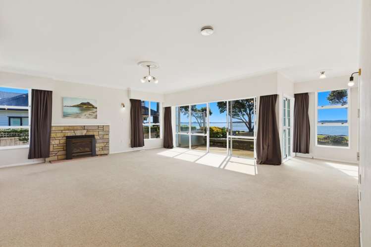 99 Beach Road Otumoetai_7