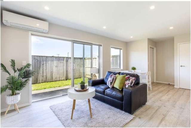 Modern 2-Bedroom Unit in Huapai. Sunny and Private