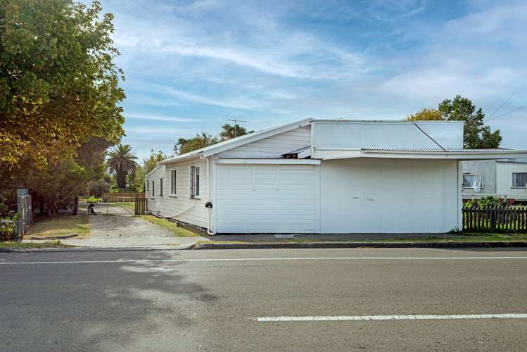 12 De Lautour Road Kaiti_13