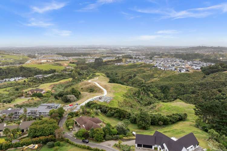 584 Redoubt Road Flat Bush_23