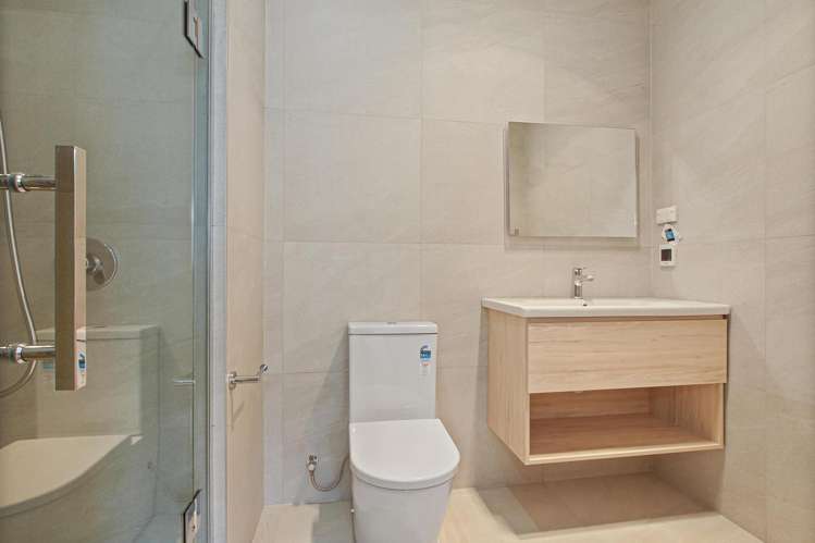 68 Puwha Street Massey_14