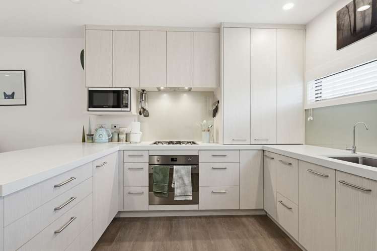 7/21 Hunters Park Dr Three Kings_12