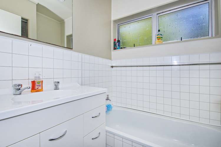37 Dundas Road Riverside_11