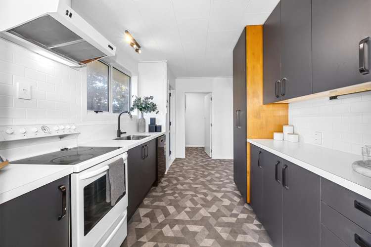 33 Frensham Crescent Woolston_7