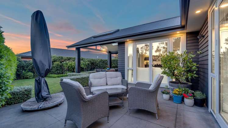 98 Infinity Drive Pegasus_24