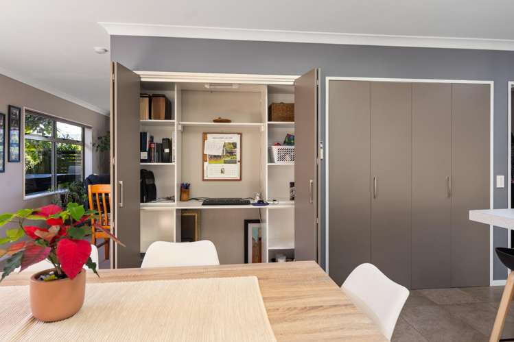 14 Leanne Way Waikanae Beach_11