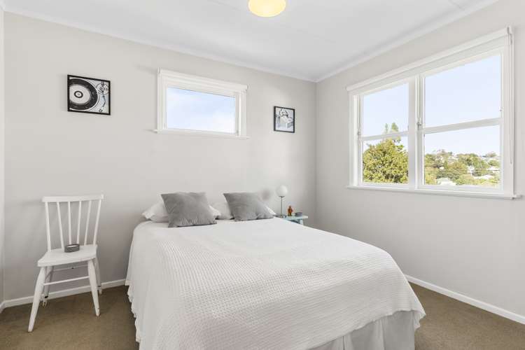 77 Fairclough Road Beach Haven_15