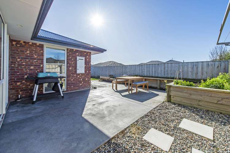 69 Sunline Avenue Lincoln_19