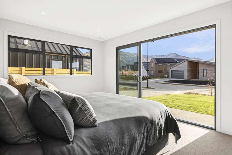 14A Marjon Drive Wanaka_13